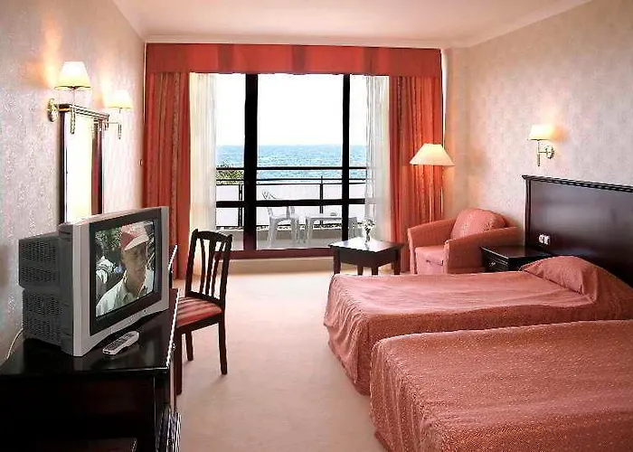 ホテル Gladiola ゴールデンサンド