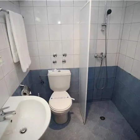 Отель Gladiola 3-star 3*